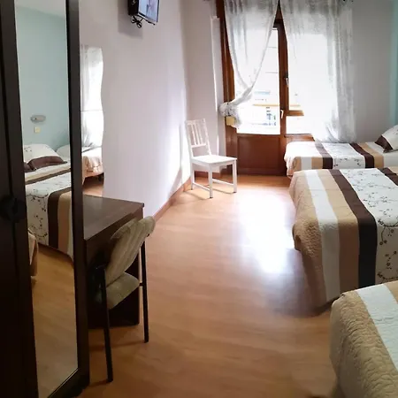 Hostal Campoamor-2